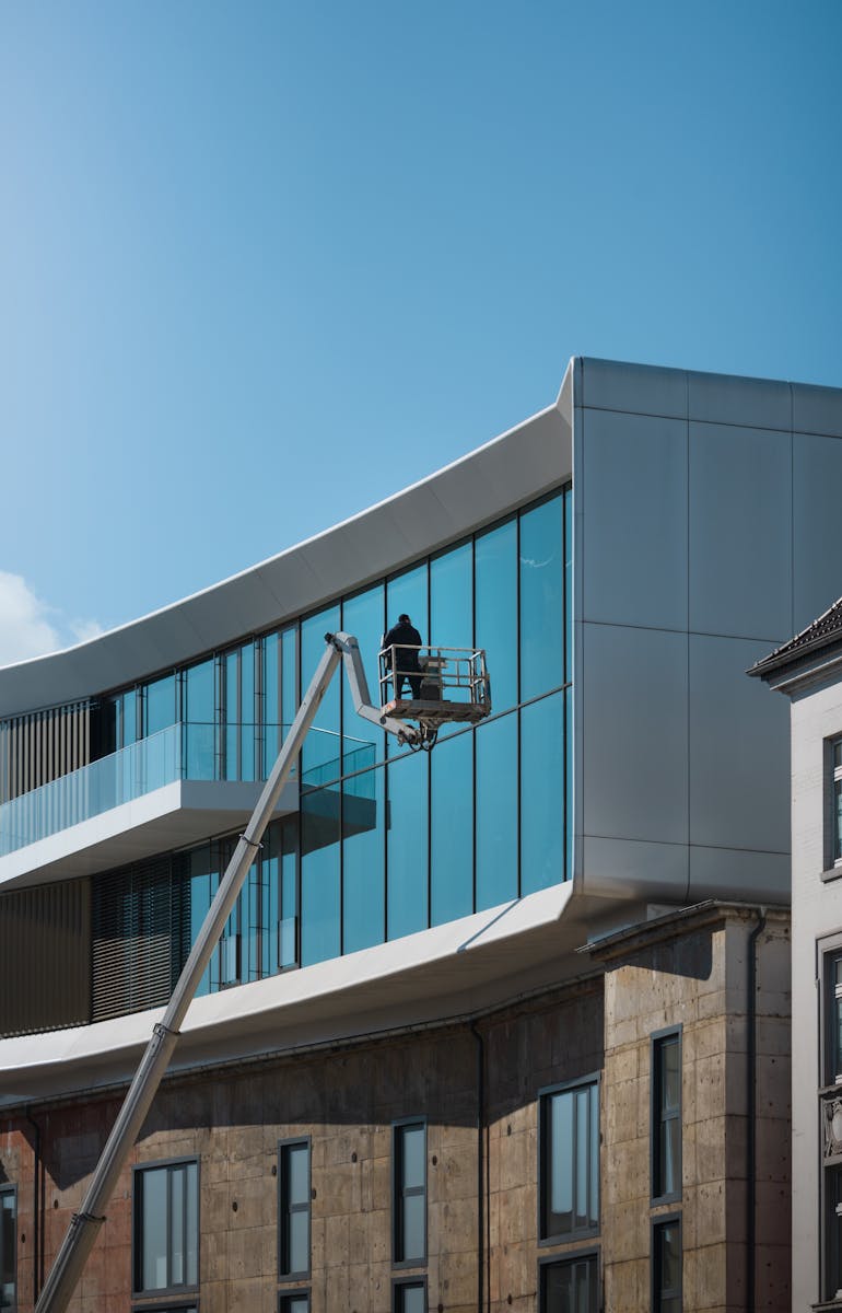 Commercial facility maintenance repair